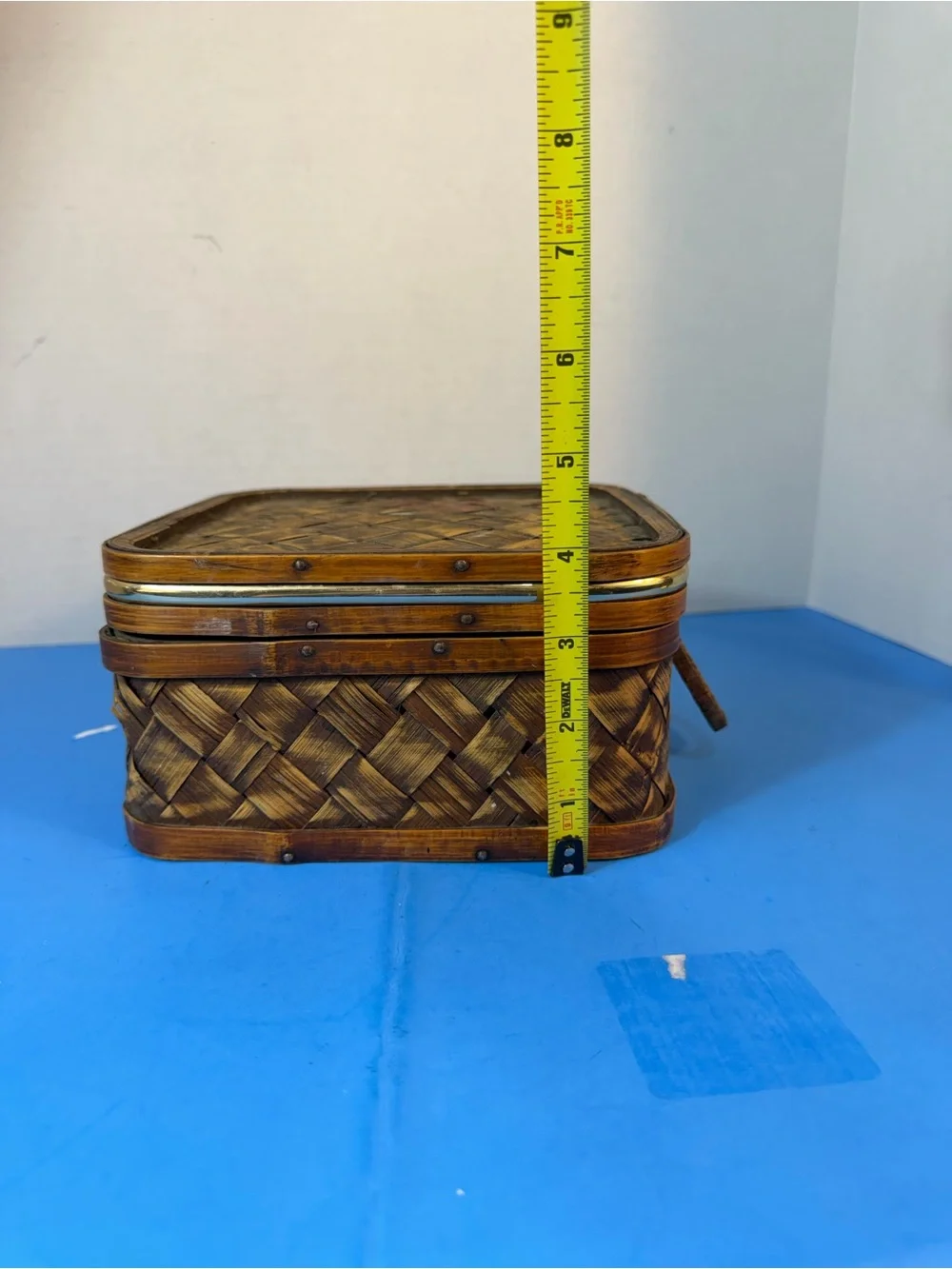N/A handcrafted woven